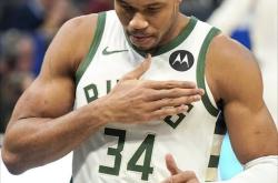 开云体育APP下载-雄鹿大胜步行者，字母哥火力全开