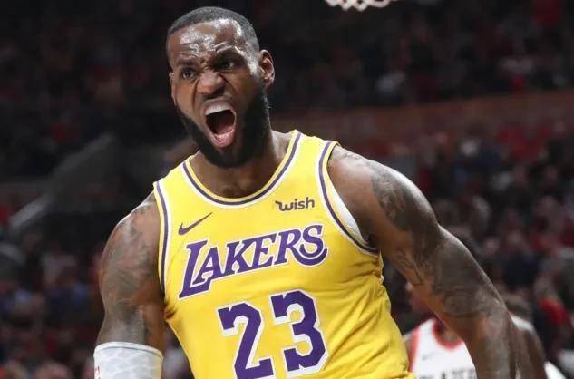 骑士主场击败篮网，詹姆斯再现神勇